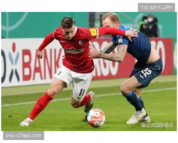 官方：沃尔夫斯堡中卫拉克鲁瓦因膝伤赛季报销